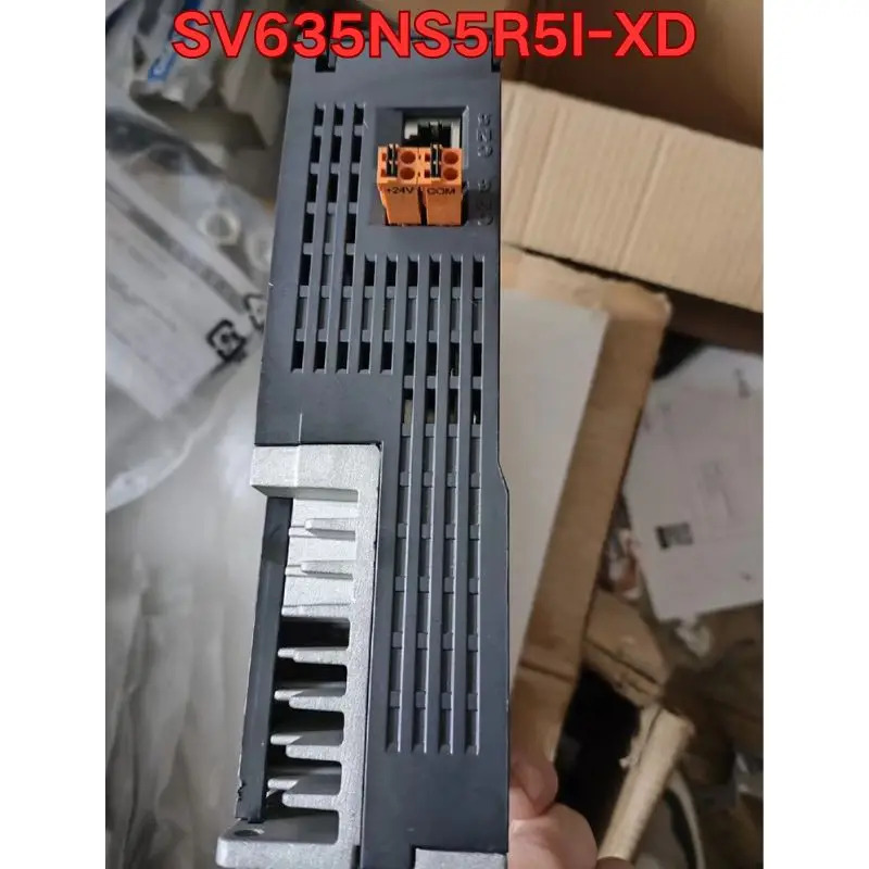 리퍼 SV635NS5R5I-XD 서보 드라이브작동 상태