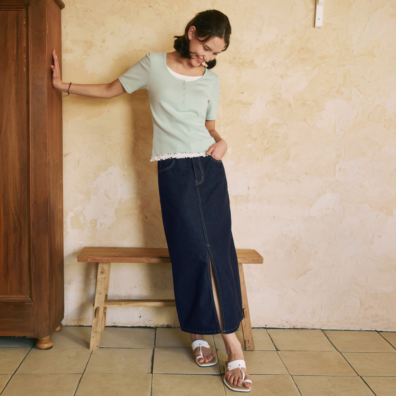 [제로스트릿] 슬릿 데님 롱 스커트 SLIT DENIM LONG SKIRT / DEEP INDIGO - 상세 이미지 2