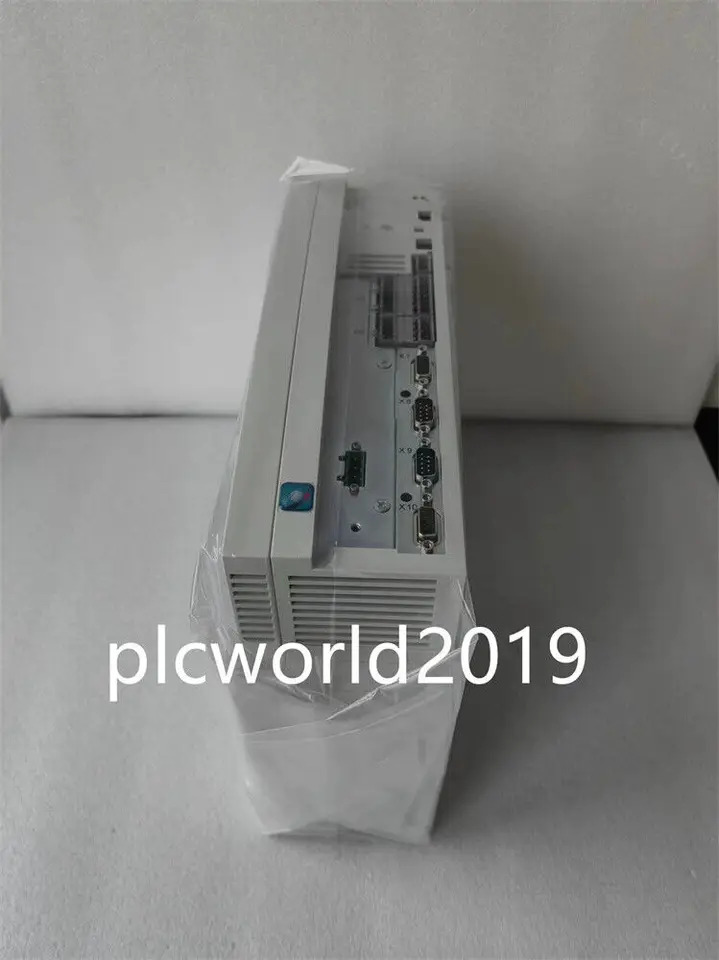 Lenze EVS9324-EPV004 인버터 신 1PC