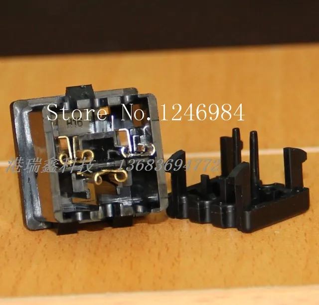 WINFOONG 미국 표준 AC 콘센트 3 개구멍 베이스 밀폐형 인클로저 카드 커넥터 소켓 RF-6001-50 개/SA