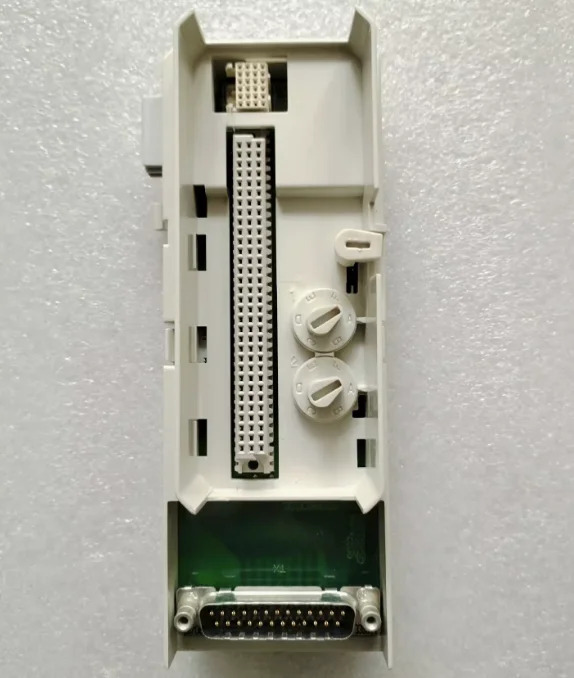 TU812V1 3BSE013232R1 N700 CDHD-1D52AAP1 R88D-KN01H-ECT-Z IEC60269-4 500V 630 1000-18