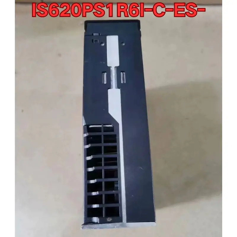 리퍼 IS620PS1R6I-C-ES 서보 드라이브작동 상태