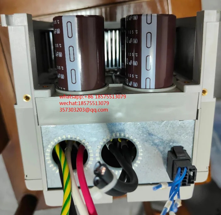 히타치 SJH300-8LF 고주파 인버터 전압 380V 전력 5.5kw 주파수 1500Hz