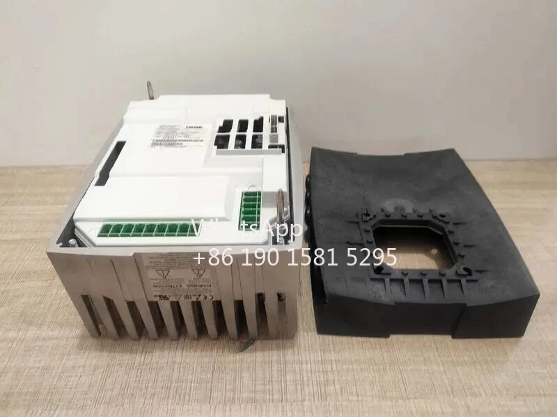 새 LENZE E82MV1524B001 주파수 인버터