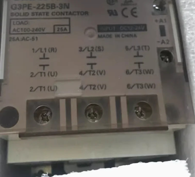 G3PE-245 VRAL-15D90 MY101N2LN07 GM호환7J-04AFC6 ACS-AP-L 고무 RB668