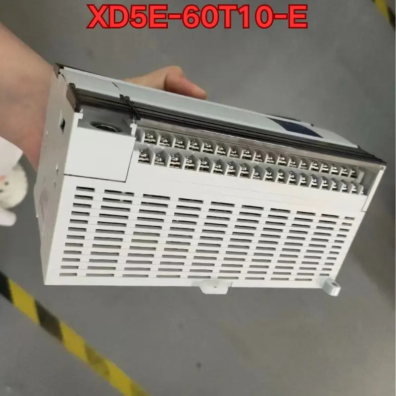 리퍼 PLC 모듈 XD5E-60T10-E 기능 정상