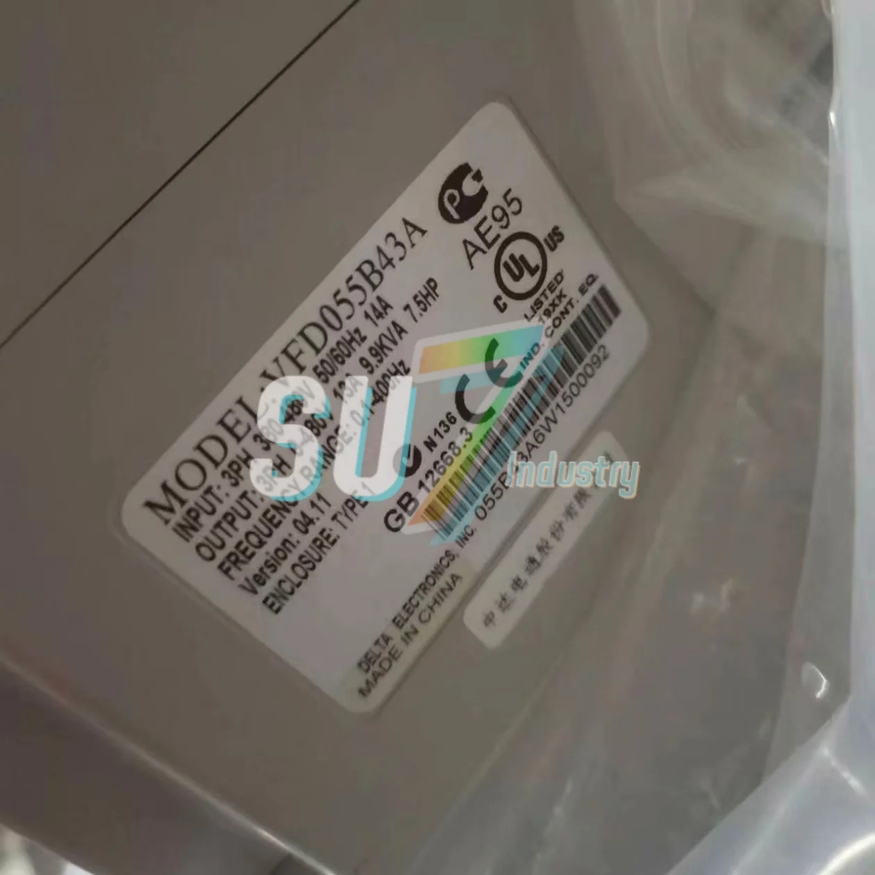 VFD185B43A 주파수 변환기 원본