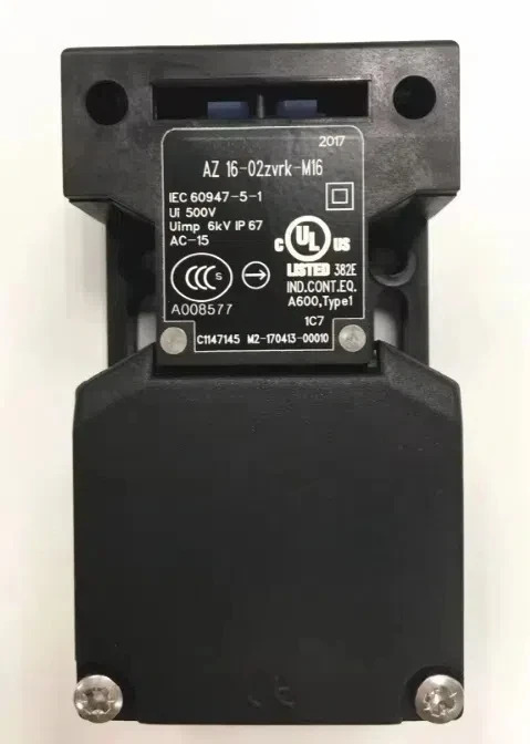 AZ16-02ZVRK-M16 AZ16-02ZVRK-M22 안전 도어 스위치 포장