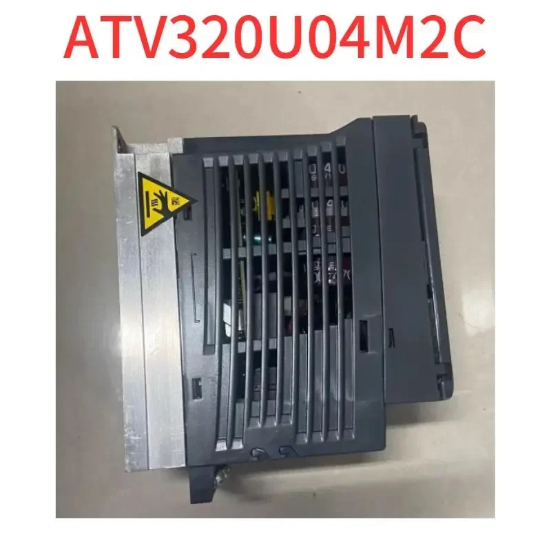 리퍼 docn OK ATV320U04M2C Onduleur 037kW 220V