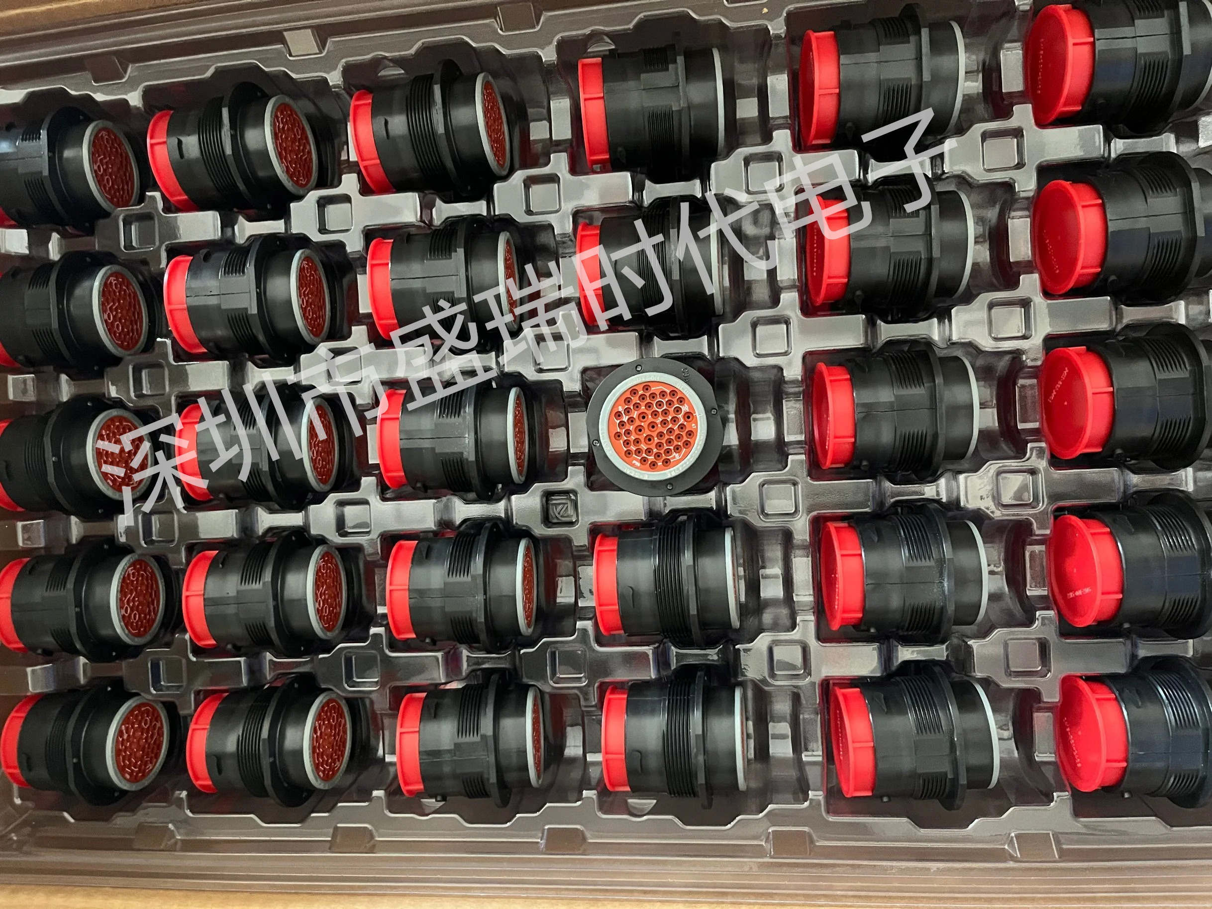 수량이점으로 DECH 커넥터 HDP24-24-47PE 공급