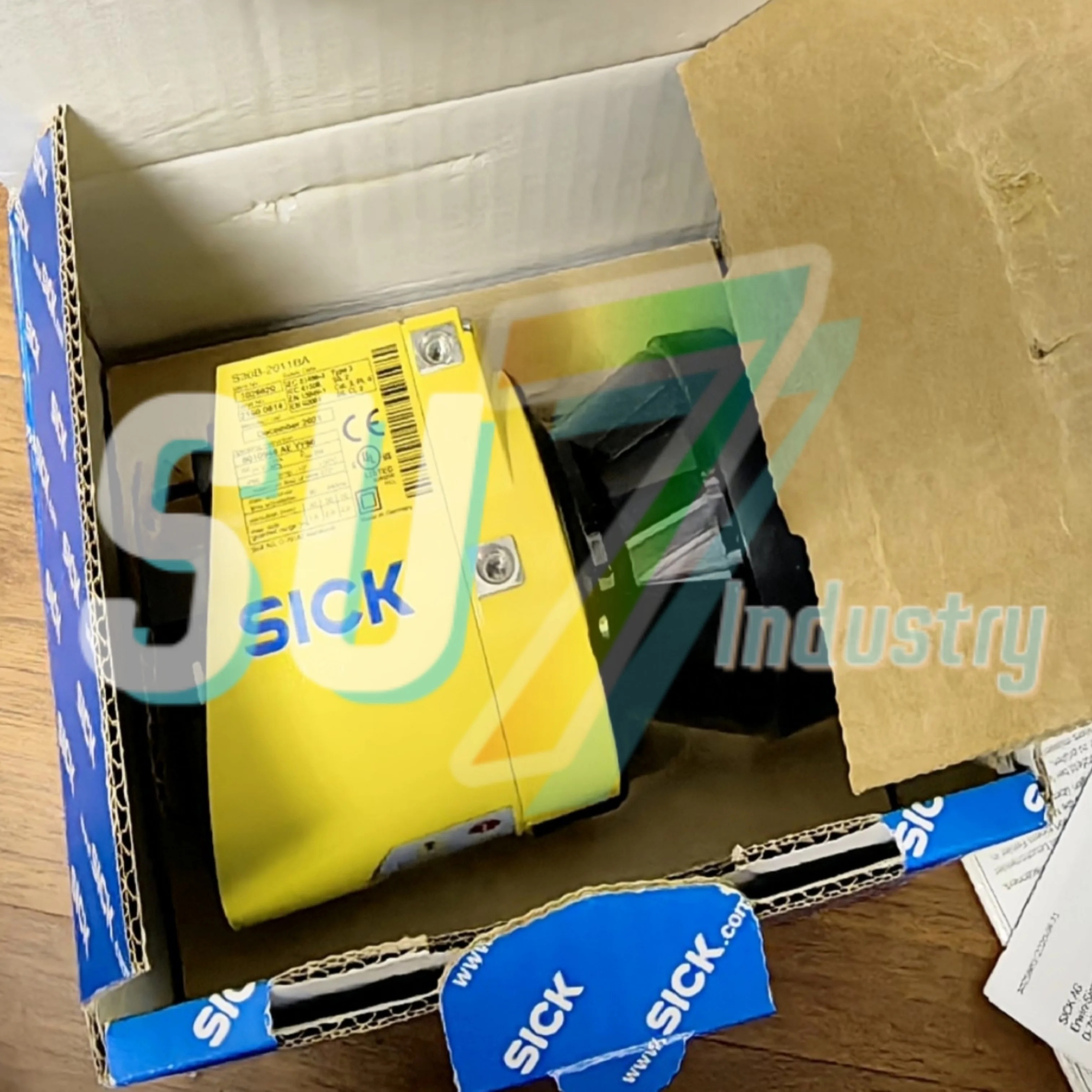 S30B-2011BA 1026820 안전 레이저 스캐너 새 박스 포함