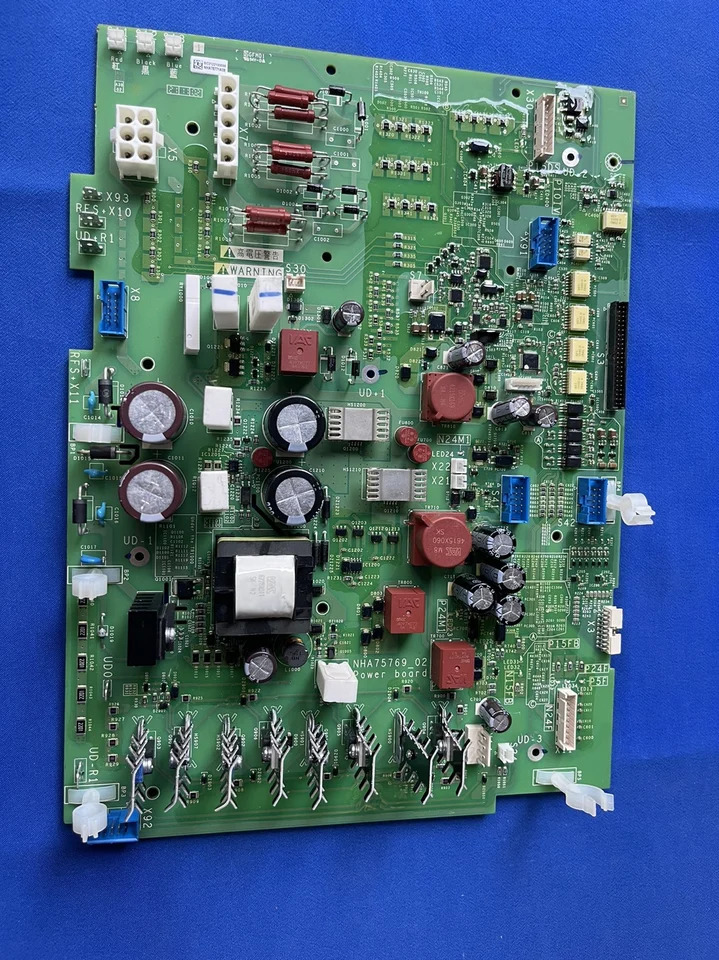 슈나이더 주파수 변환기 ATV630-250KW 파워 보드 NHA75769-02 VX4PPC25N4F 신