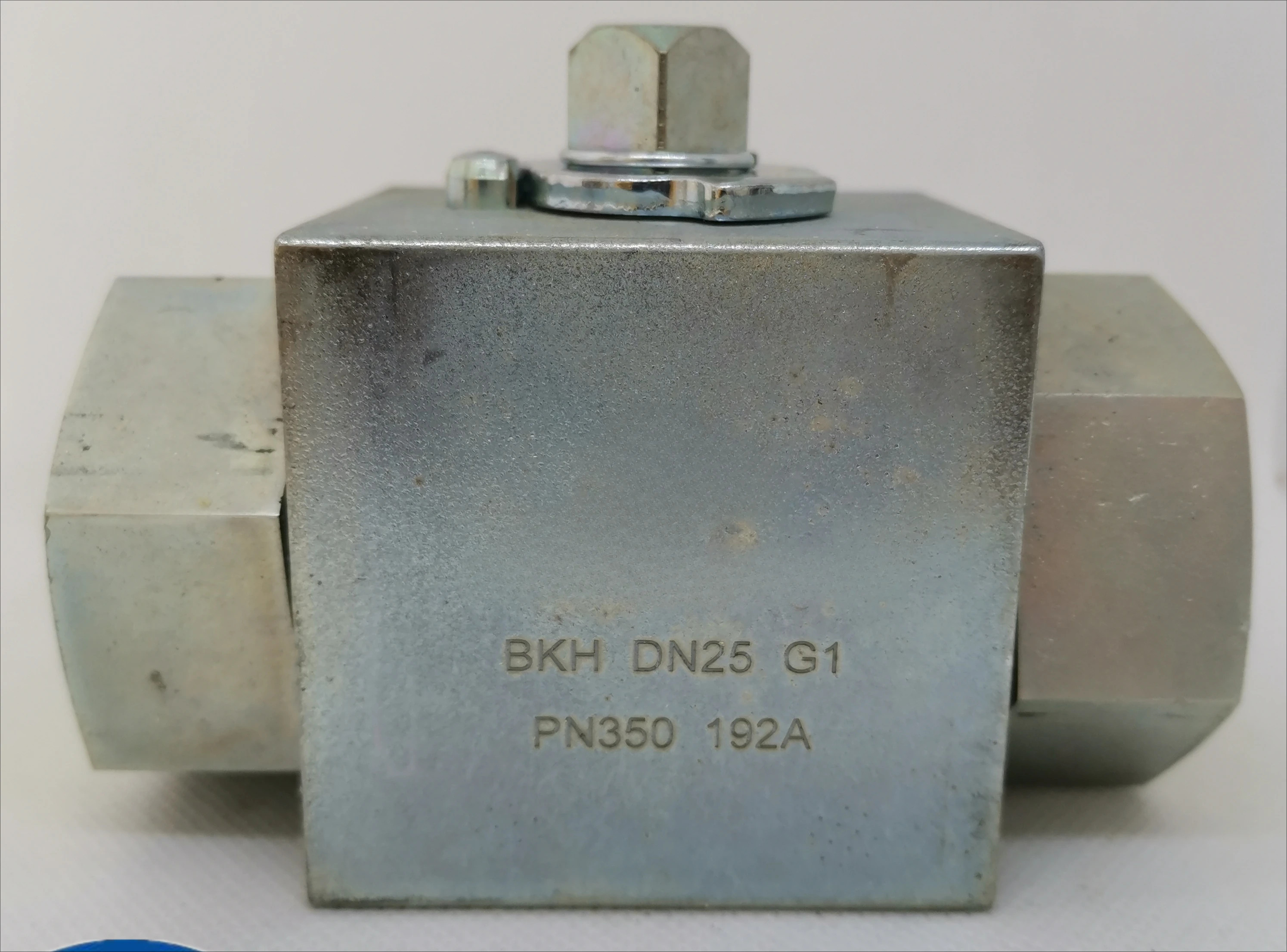 고압 수동 볼 밸브 BKH DN25/32 G11/4 PN350 1128 112A
