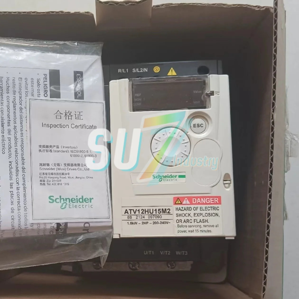 ATV12H075M2X ATV12H075M3 ATV12HU15M2 주파수 변환기 내 새