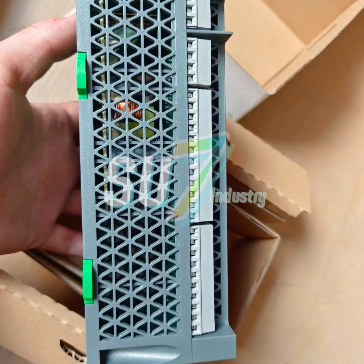 TM100C32RN TM100C40RN PLC 모듈 원본