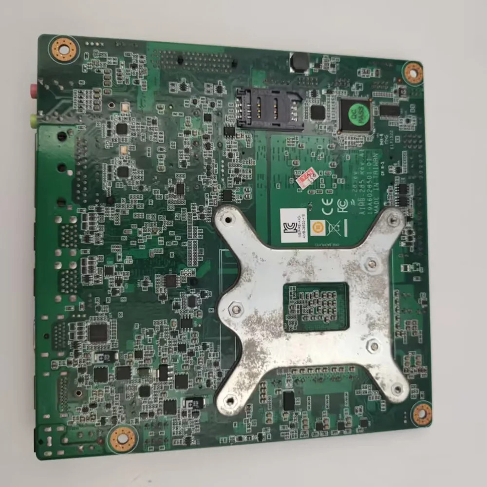 어드밴텍AIMB-285 AIMB-285G2 AIMB-285G2-00A2EH110 DDR4 MINI-ITX 산업마더보드