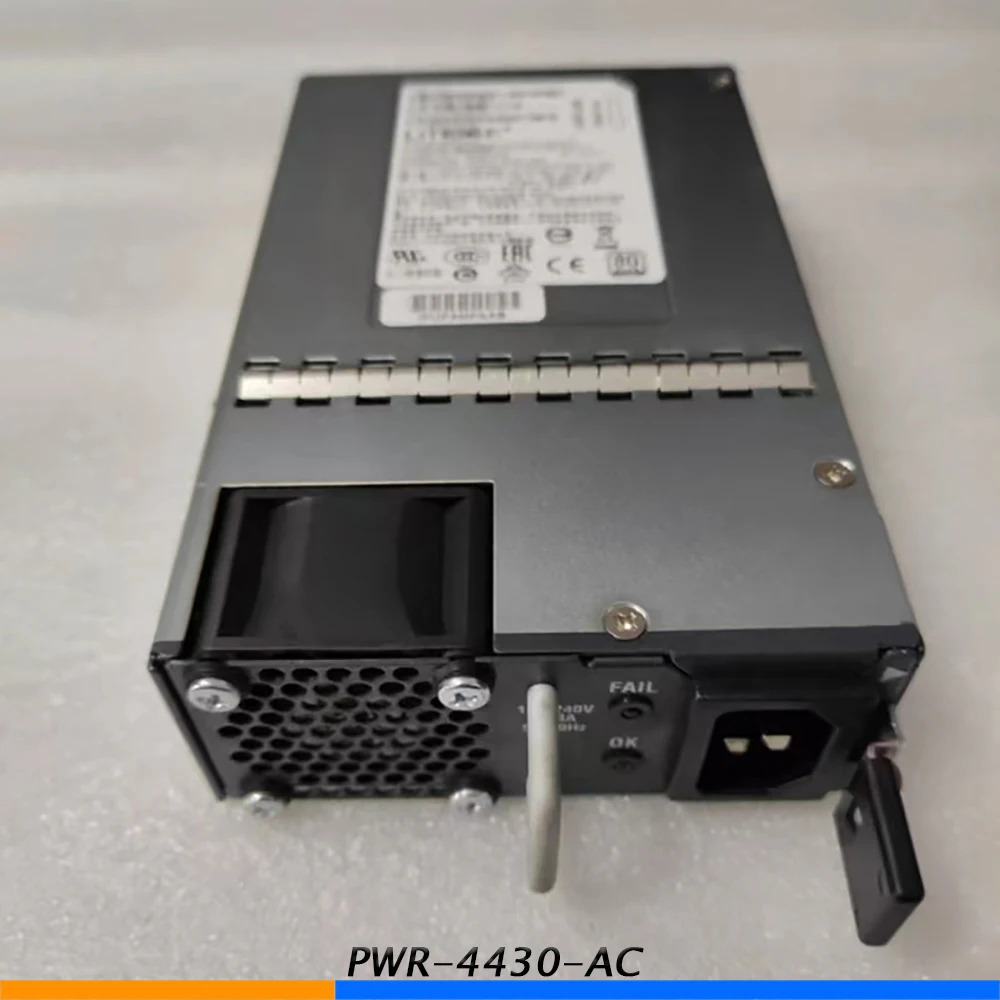 Cisco PWR-4430-AC 라우터 전원공급장치