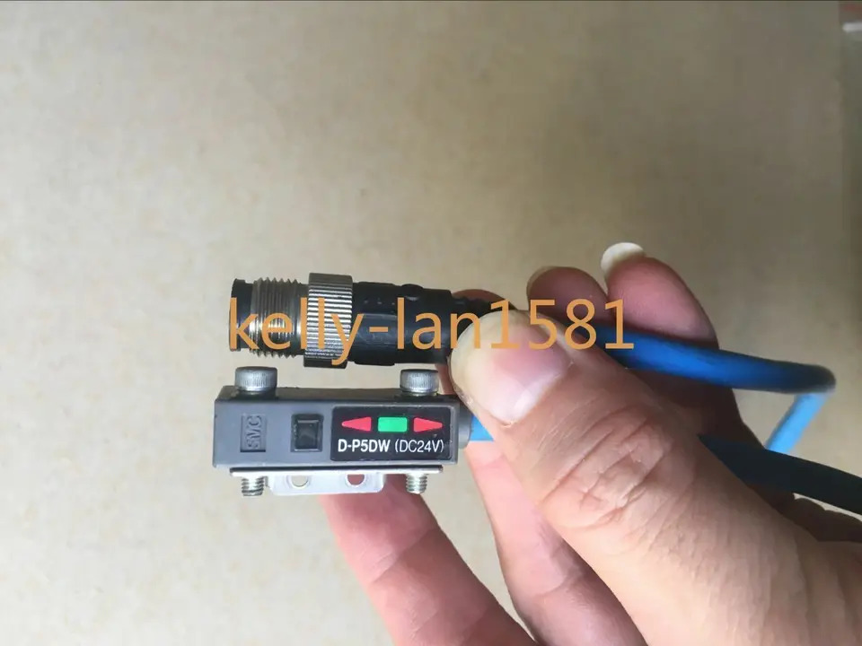 SMC 자기 센서 D-P5DW DC24V신
