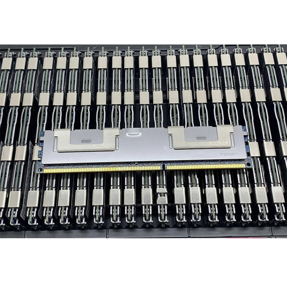 HMT84GR7AMR4A-G7 32G 4RX4 PC3L-8500R 1066 서버 RAM