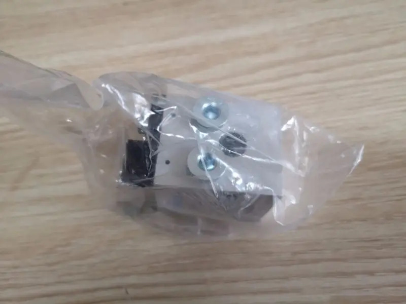 FESTO 롤러 레버기계식 밸브 신 RS-4-1 8 2949