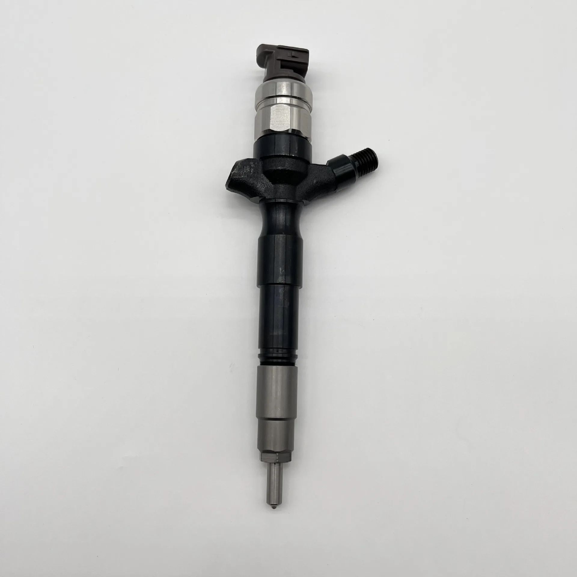 095000 -5920 23670-09070 Denso 인젝터 어셈블리 3.0L 디젤 1KD-FTV
