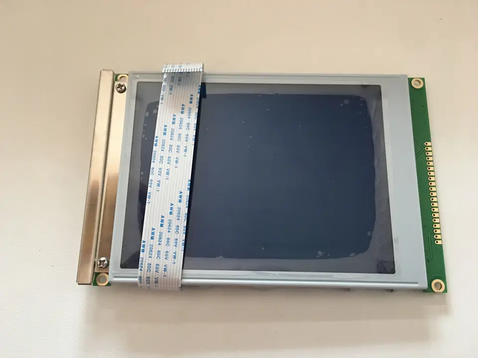 Ones LCD 패널 SP14N001-Z1A