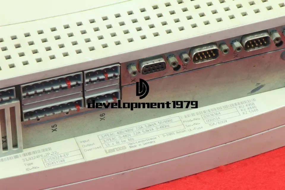 LENZE EVS9324-EP EVS9324EP PLC 인버터 리퍼