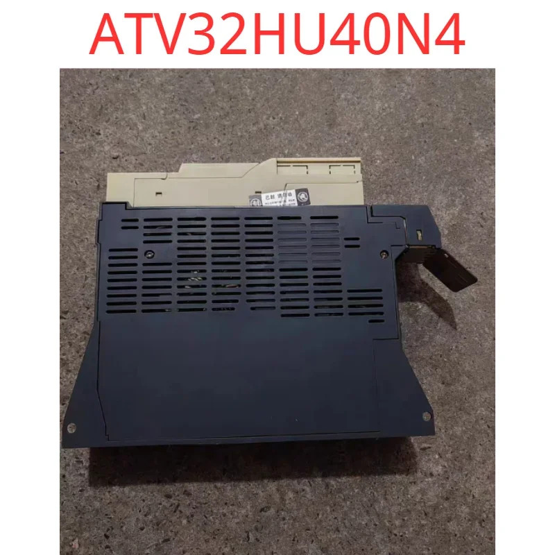 리퍼 OK 인버터 4KW 380V ATV32HU40N4