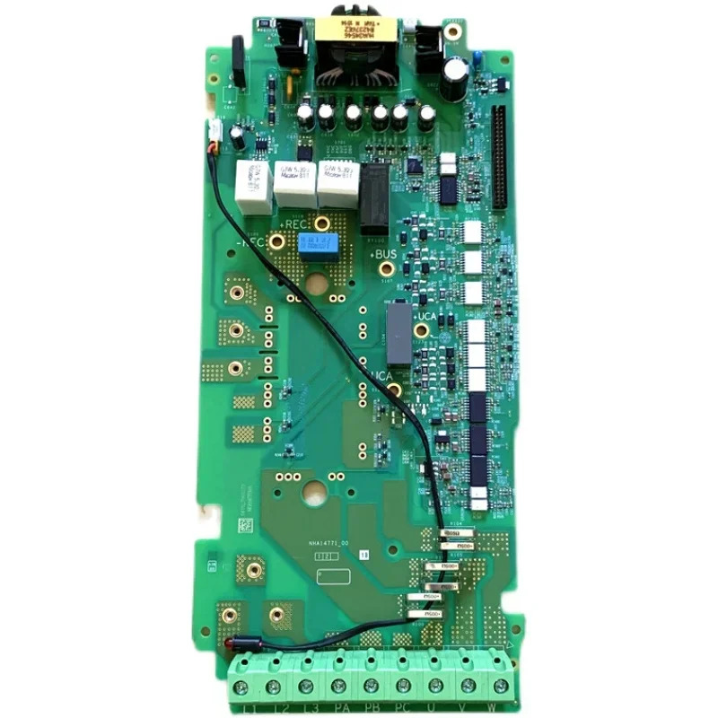 NHA14771-00 슈나이더 주파수 변환기 ATV610-630-930 시리즈 11 15KW 메드라이브 보드 전원