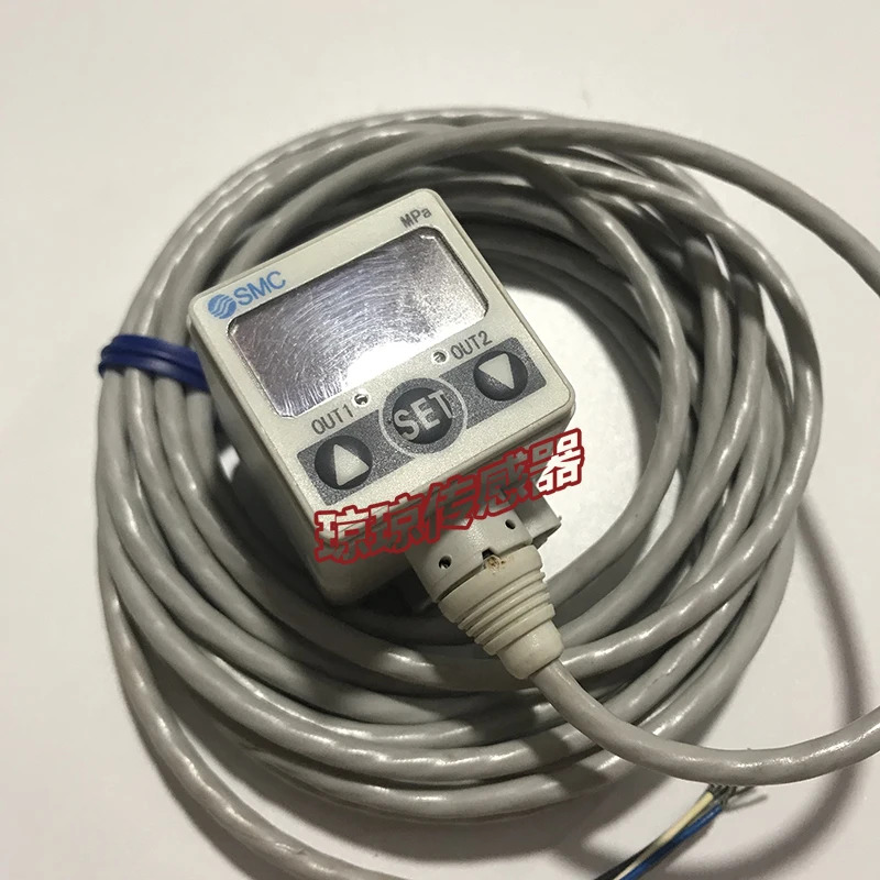 SMC 디지털 압력 스위치 센서 ISE40-W1-30L-M W1-30L W1-30 W1-30-M