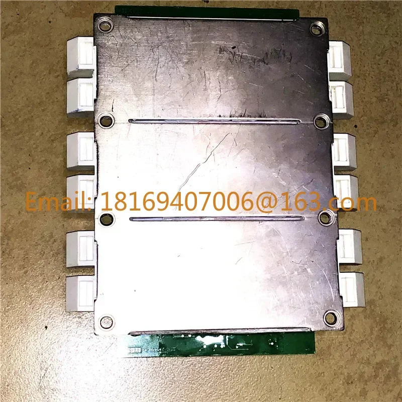 FS450R12KE3/AGDR-71은 외관이 좋습니다FS450R17KE3은 인버터 드라이버 보드를 트리거합니다