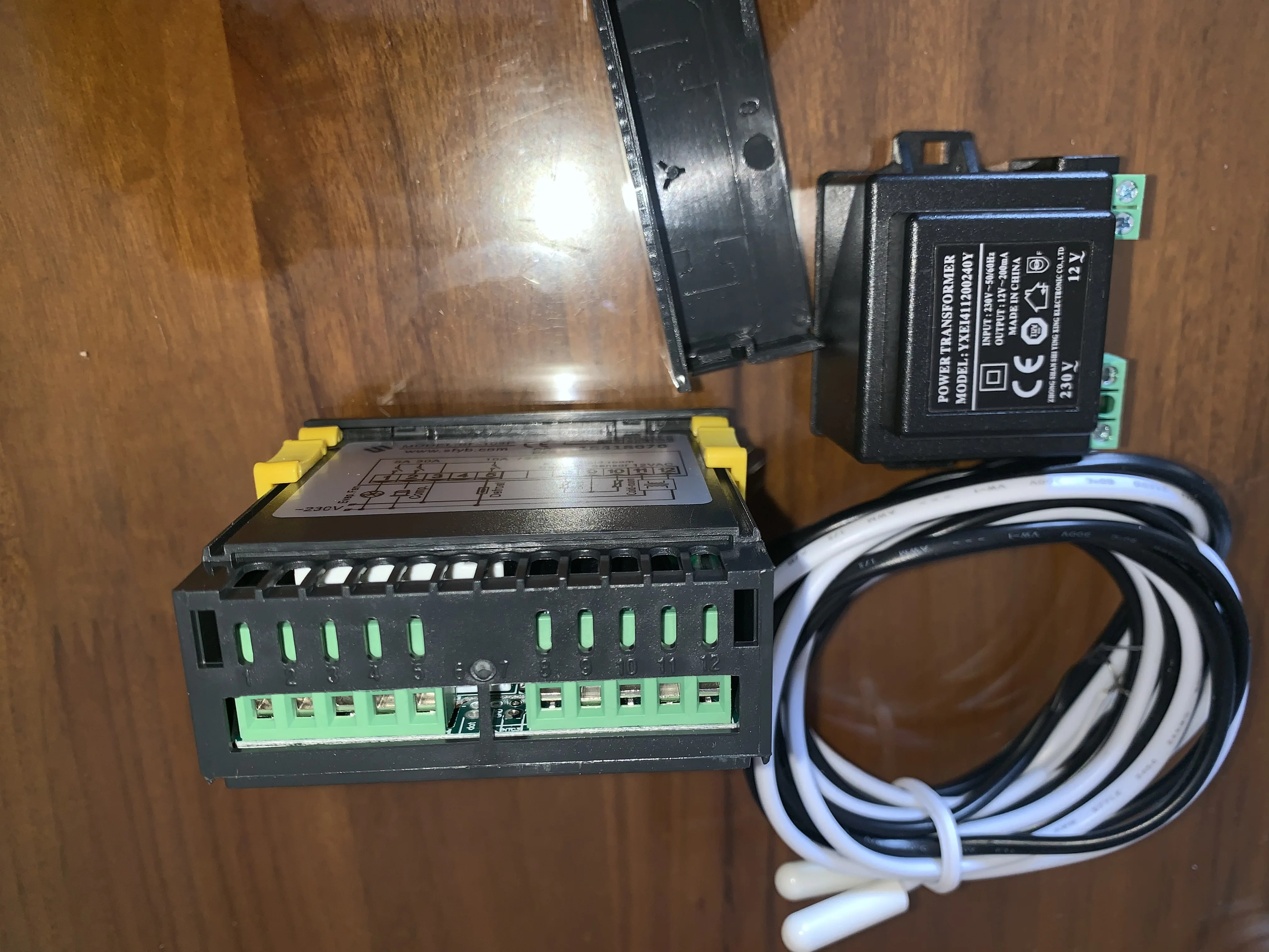 SF-104P Password-30A 온도조절기