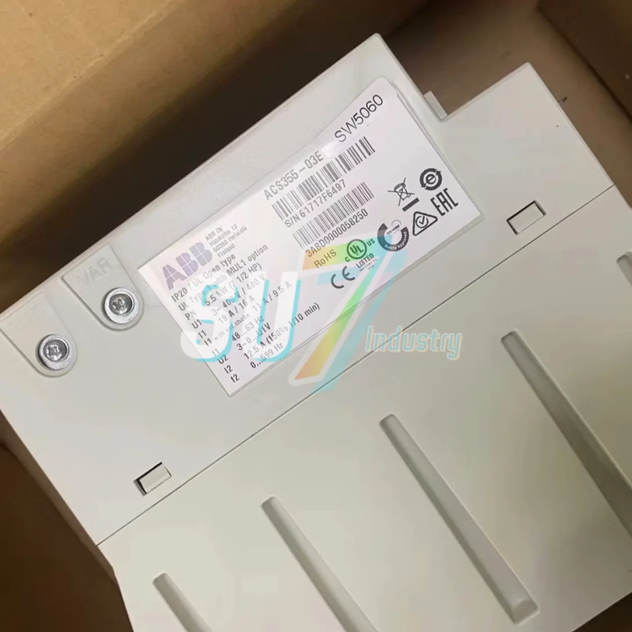 주파수 변환기 ACS355-03E-12A5-4 ACS355-03E-15A6-4 신규