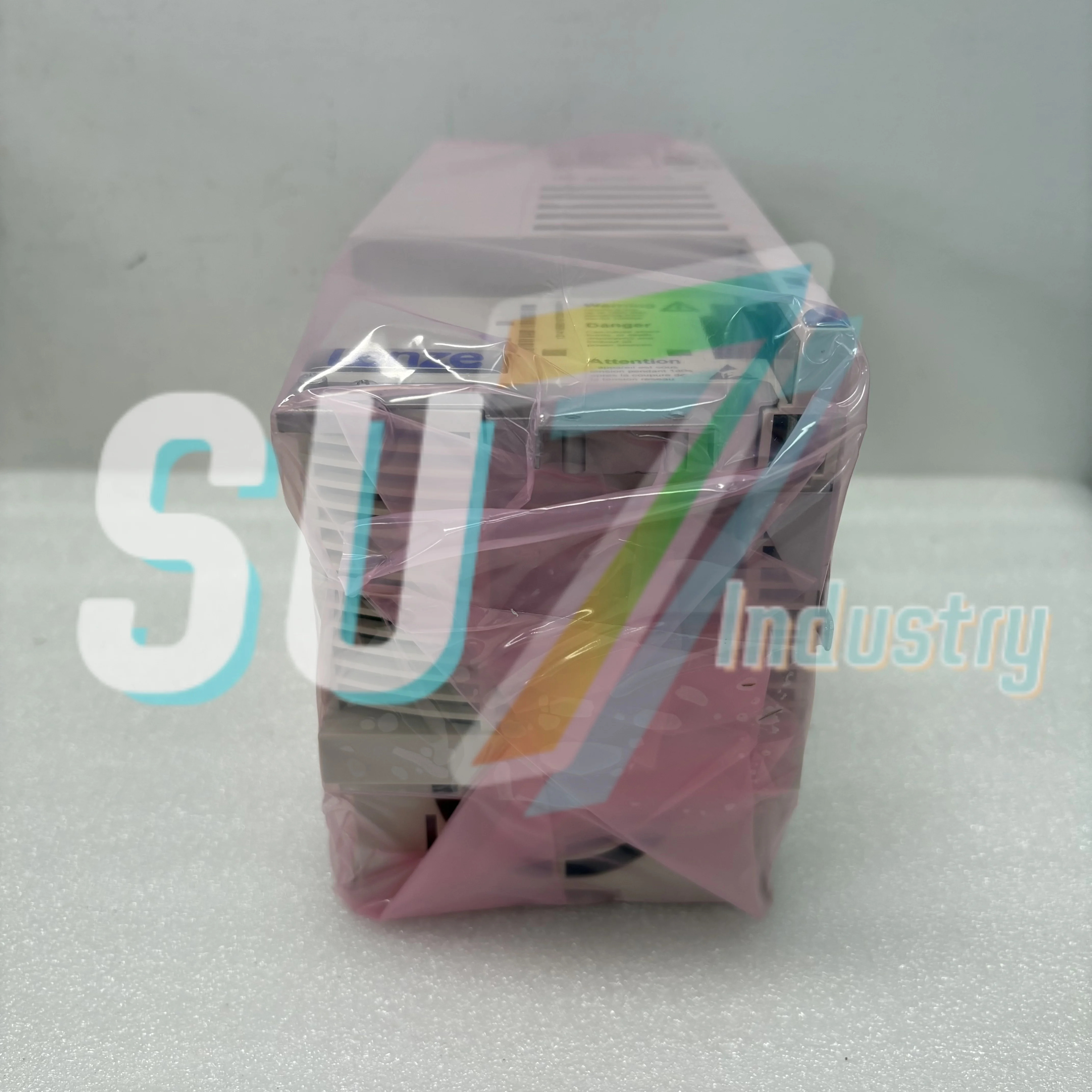 E82EV552K4C040 E82EV5524C040 주파수 변환기 내 새
