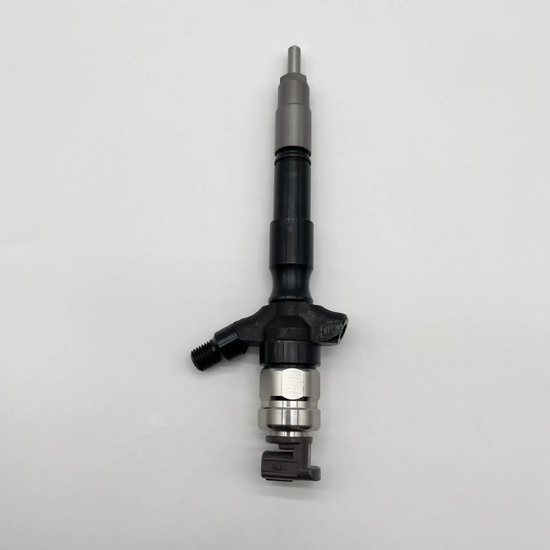 095000 -5920 23670-09070 Denso 인젝터 어셈블리 3.0L 디젤 1KD-FTV
