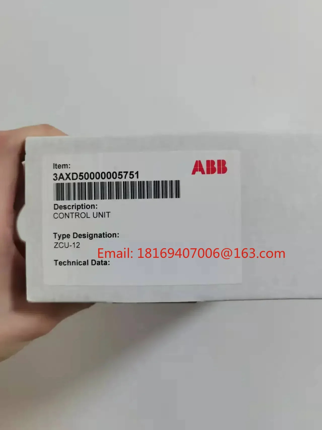 ZCU-12 오리지널 ABB 주파수 변환기 ACS880 제어 보드 메보드 터미널 신호 IO