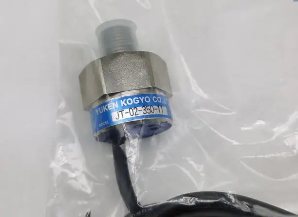 YUKEN KOGYO CO. LTD 일본 JT-02-100-11 JT-02-200-11 JT-02-350-11 JT-02-35-11 압력센서 스위치