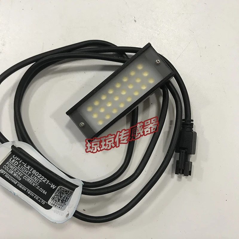 OPT 광원 OPT-LXT602221-W 실제 촬영