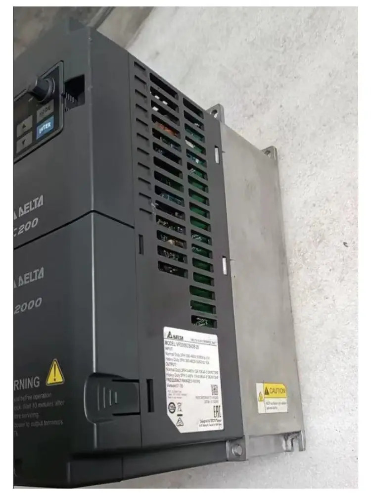 리퍼 VFD055CB43B-20 인버터 OK