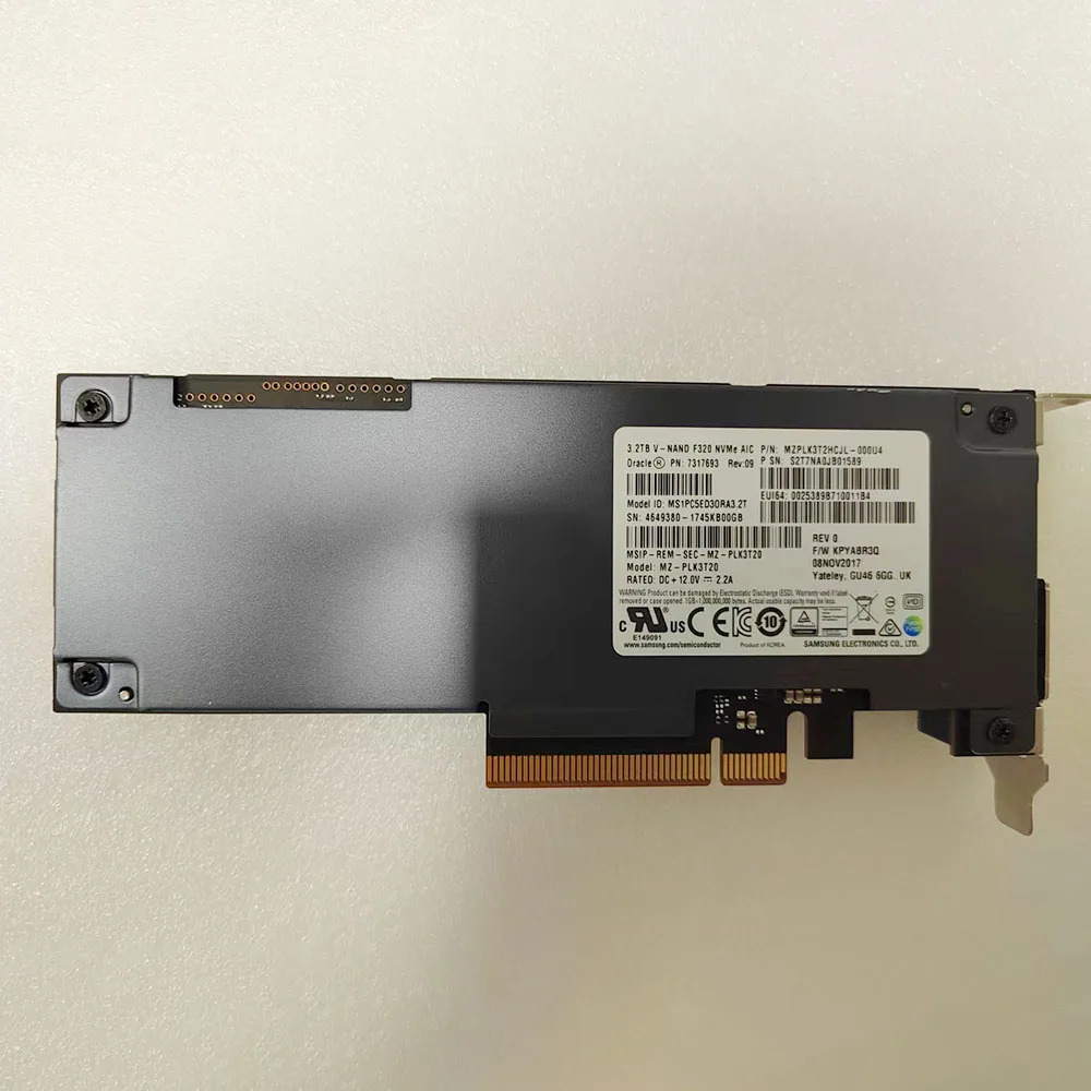 MZ-PLK3T20 가속 플래시 카드 3.2TB F320용