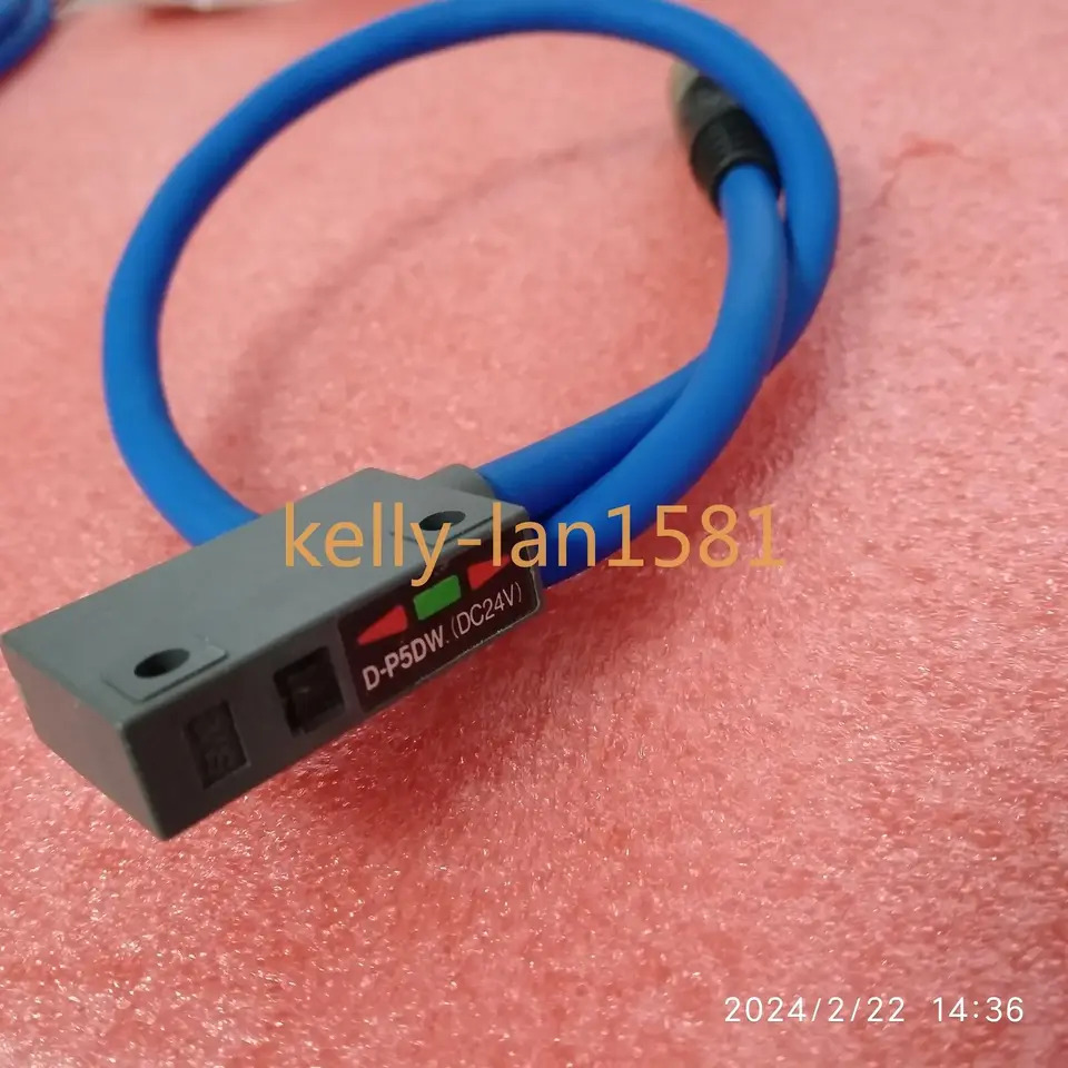 SMC 자기 센서 D-P5DW DC24V신