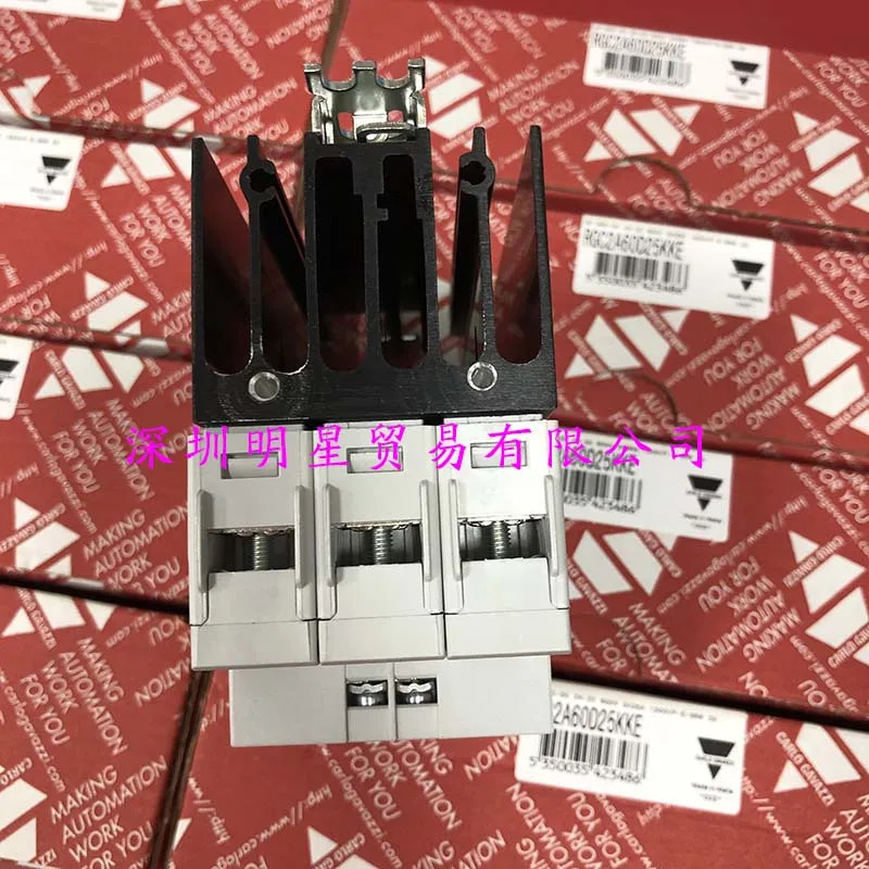 스위스 자일 카를로 솔리드 스테이트 릴레이 오리지널 RGC2A60D25KKE