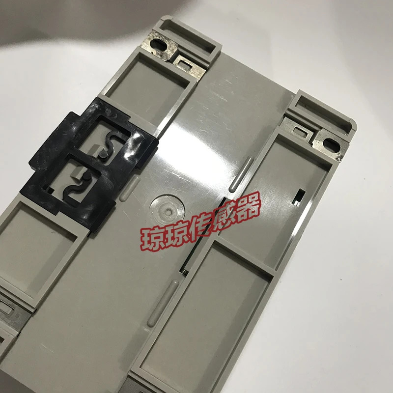 KEYENCE 레이저 변위센서 LK-2001.LK-2010 LK-2100