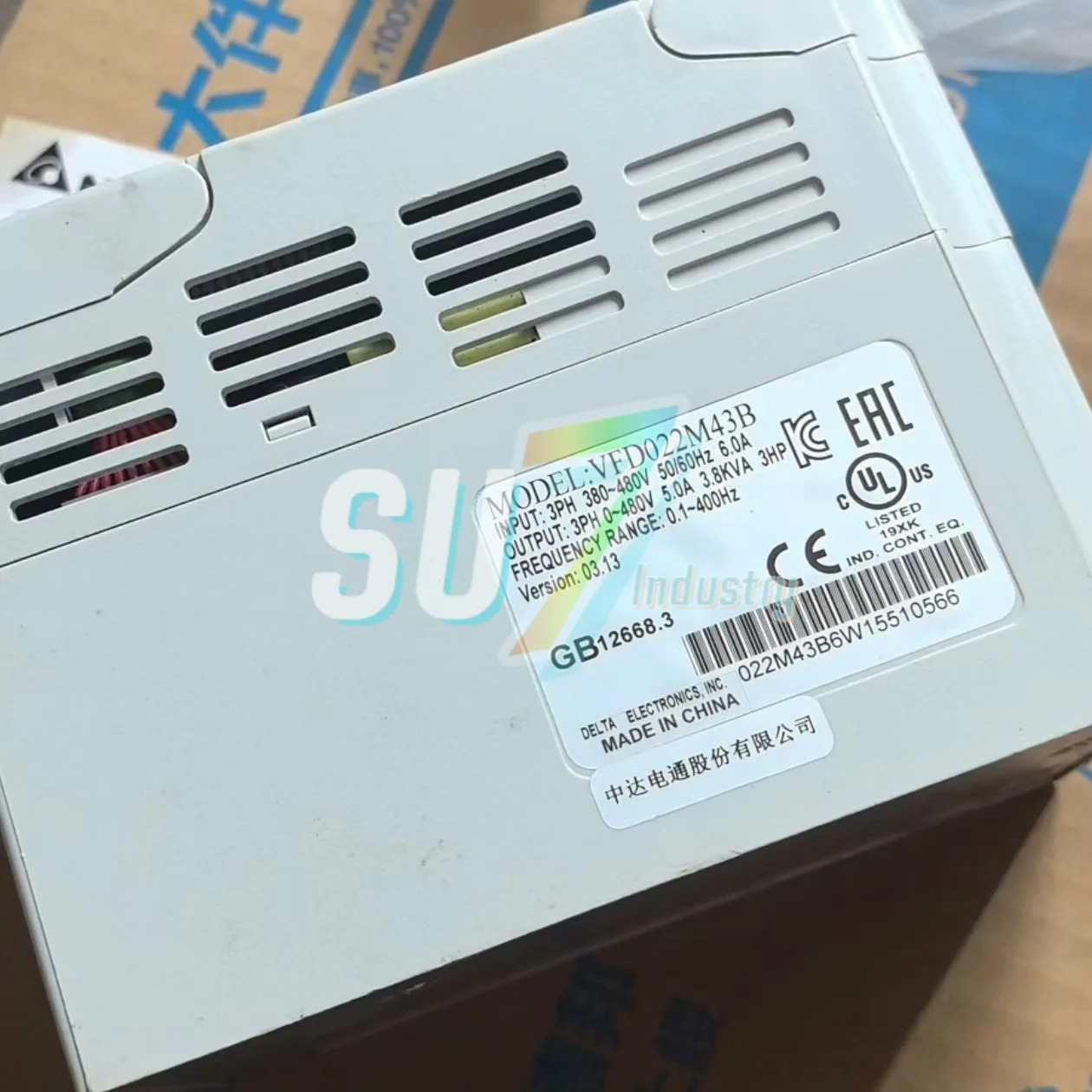 주파수 인버터 VFD022M43B