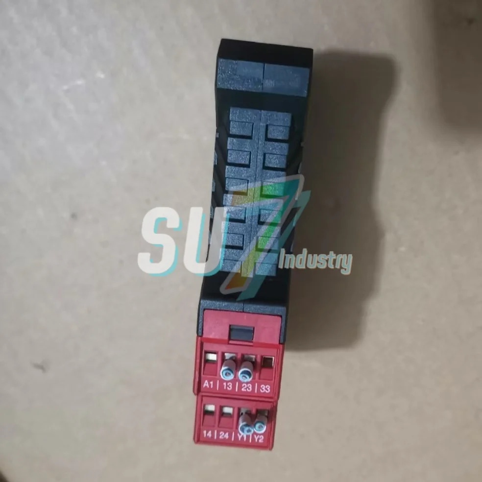 안전 릴레이 XPSAC5121P 새