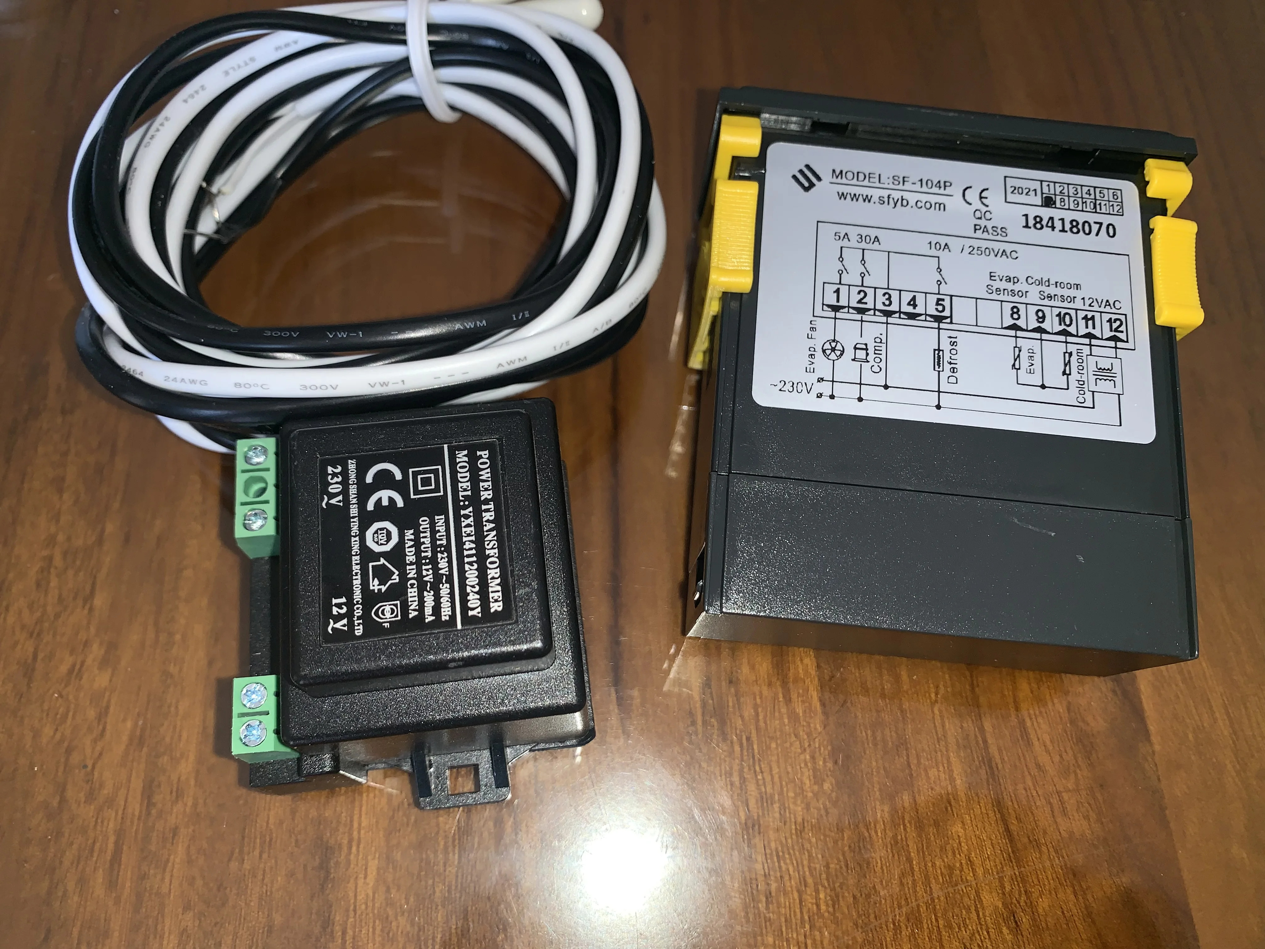 SF-104P Password-30A 온도조절기