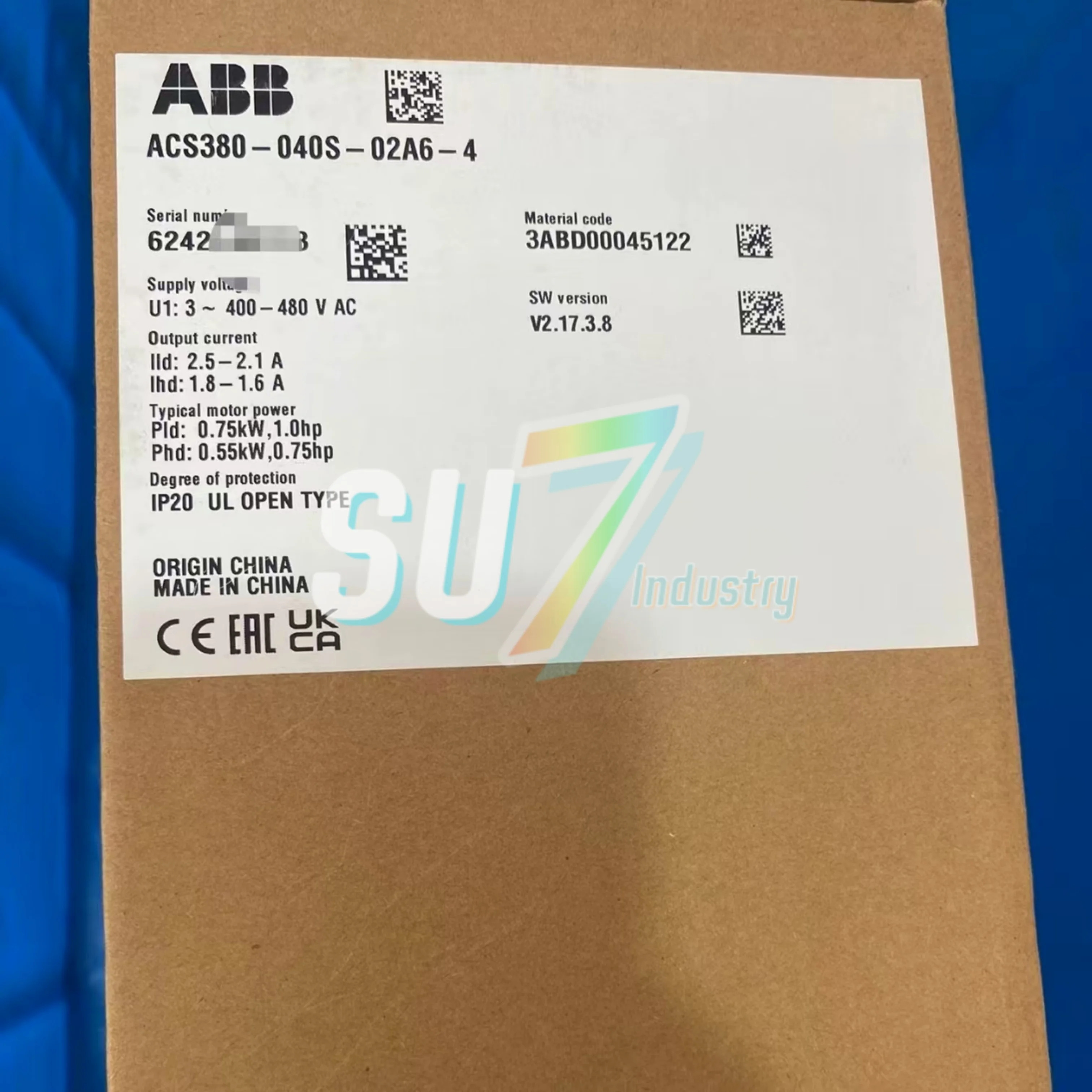 ACS380-040S-02A6-4 ACS380-040S-09A4-4 주파수 변환기 신규 입고