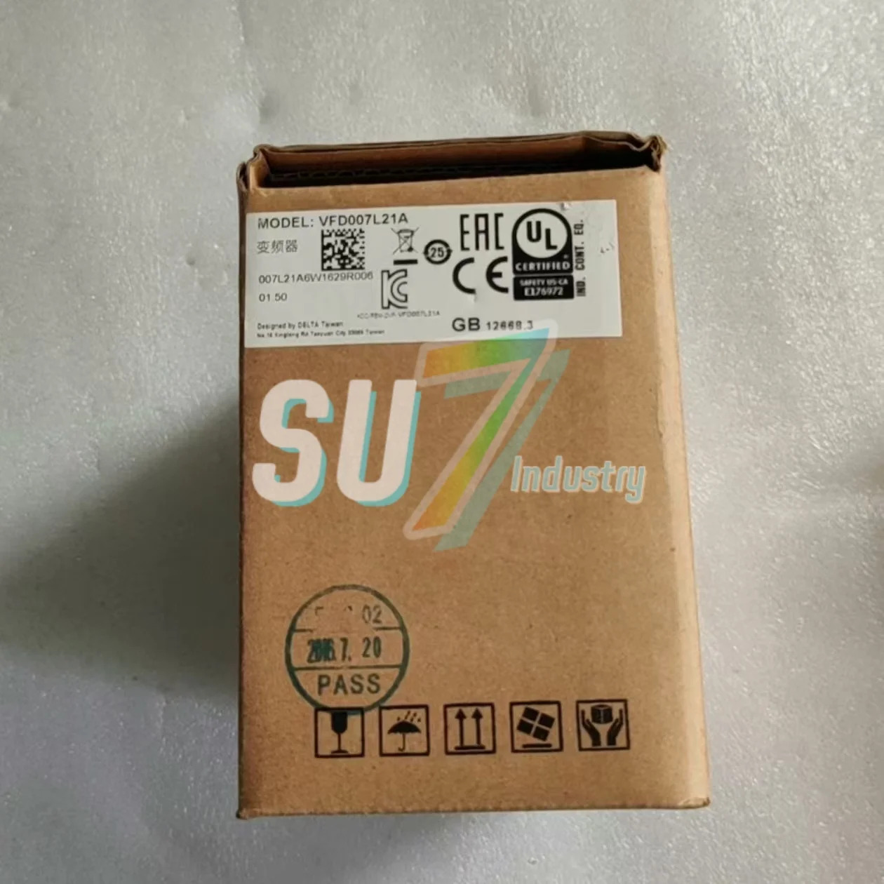 주파수 변환기 원본 VFD007EL43W VFD007L21A
