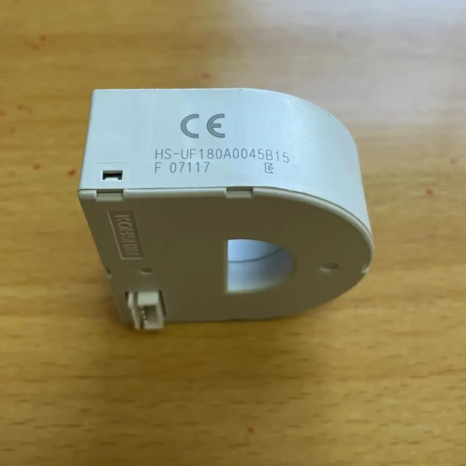 HS-UF180A0045B15 슈나이더 주파수 변환기 홀 변압기 전류센서 45-55-75KW 신
