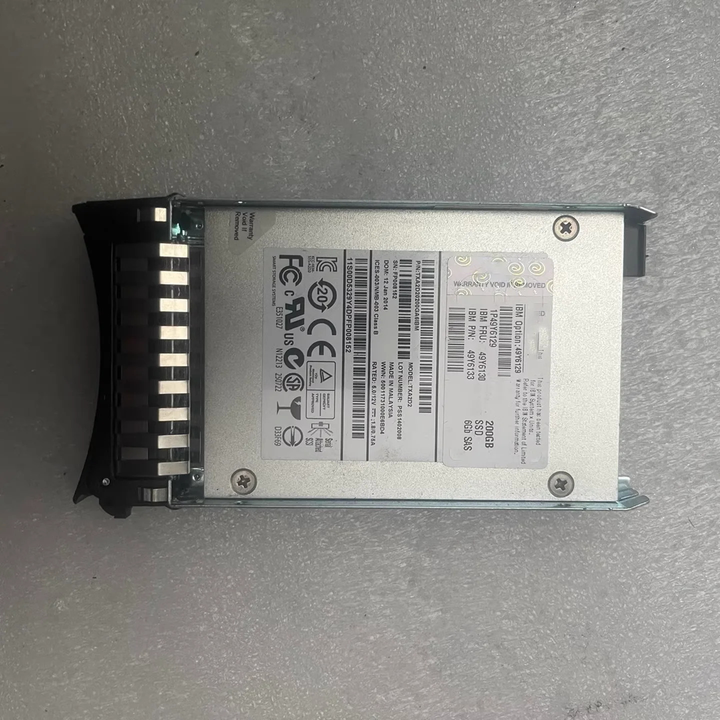 IBM 시스템 X M4 49Y6130 49Y6133 SAS 서버 솔리드 스테이트 2.5인치200GB